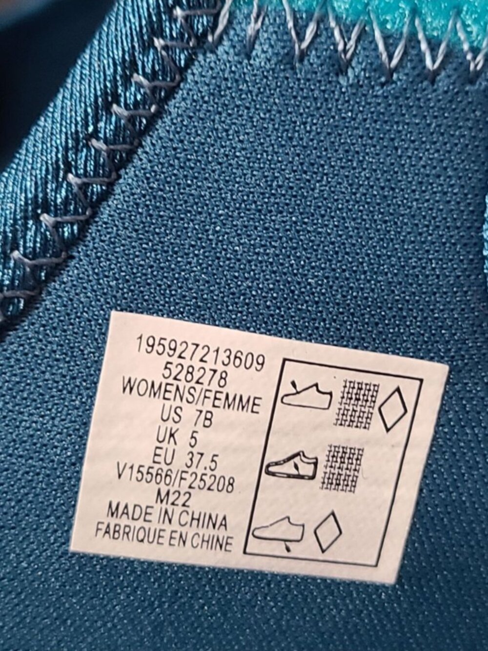 Lands End Water Shoes Womens Size 7B Teal Blue with Black Trim - Picture 10 of 13